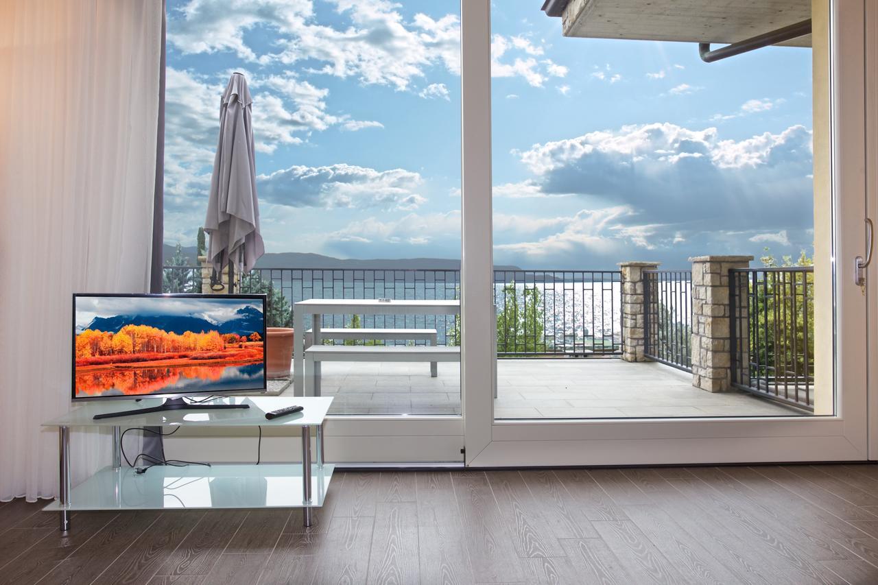 Residence Virgilio Тосколано Мадерно Екстериор снимка